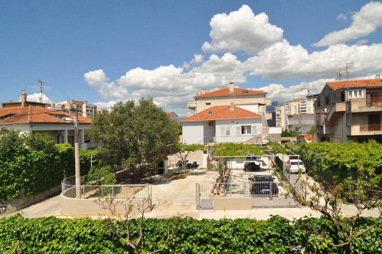 Apartment Babic Split Bagian luar foto